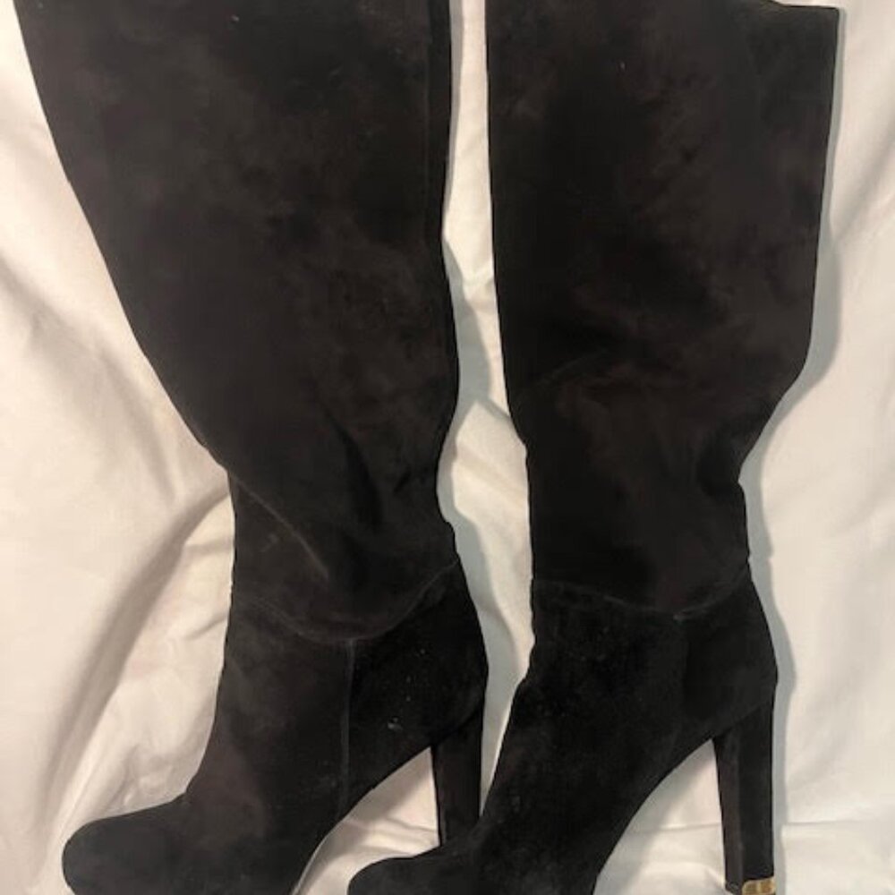 Louis Vuitton women's tall calf skin boots size 39.5